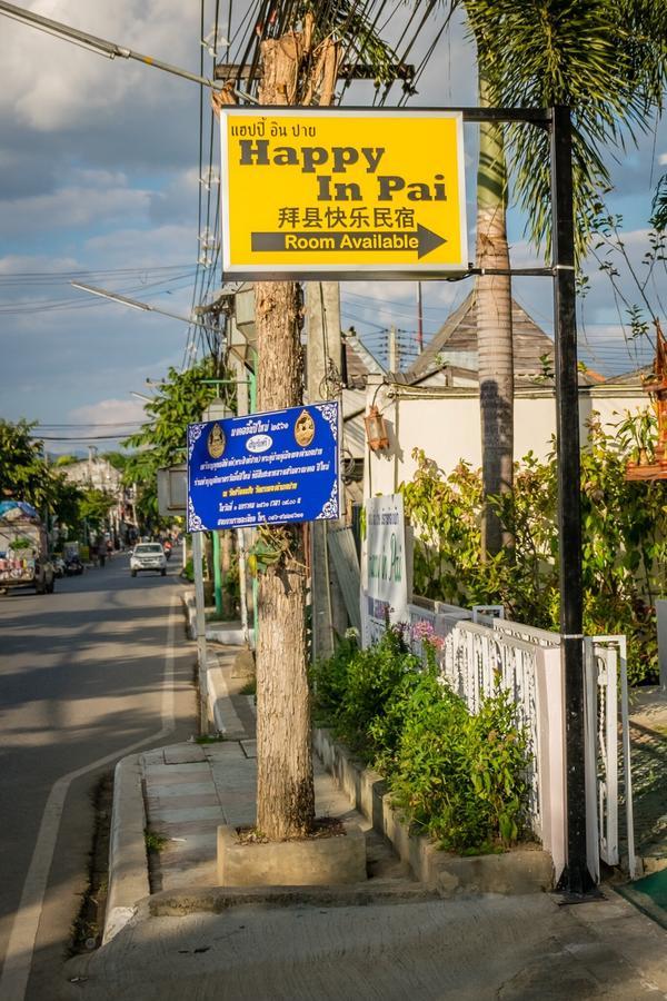 Happy In Pai Hotel Exterior foto