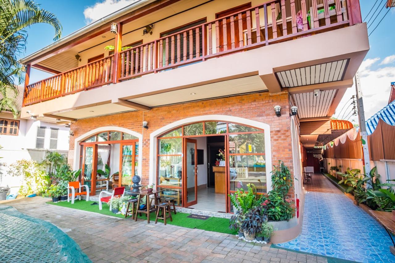 Happy In Pai Hotel Exterior foto